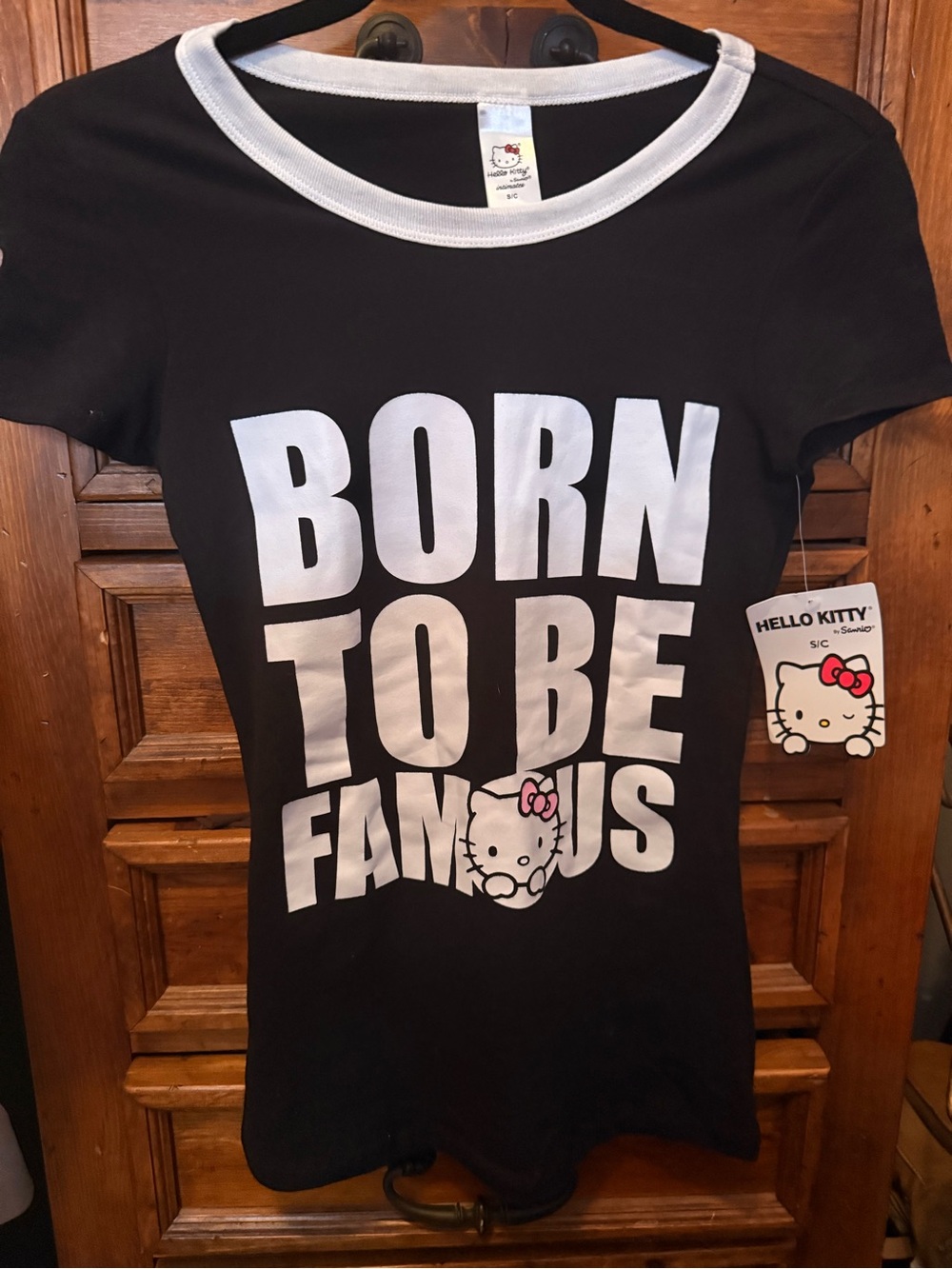 Hello kitty 2009 nwt rare born to be famous ringer shirt grail Y2K vintage small